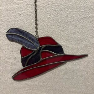 Elegant Red Women’s Hat Stained Glass Ornament Hanging Decor